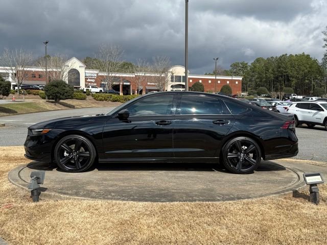 Used 2024 Honda Accord Sport image 4