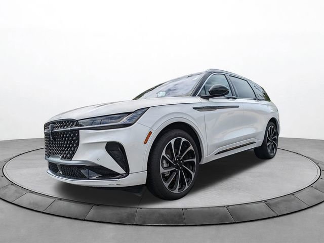 Used 2025 Lincoln Nautilus Black Label image 8