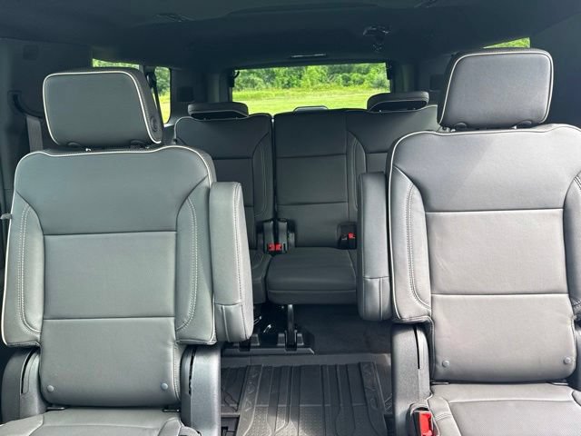 New 2026 Chevrolet Suburban Premier w/ Sun And Tow Package AWD/4WD image 52