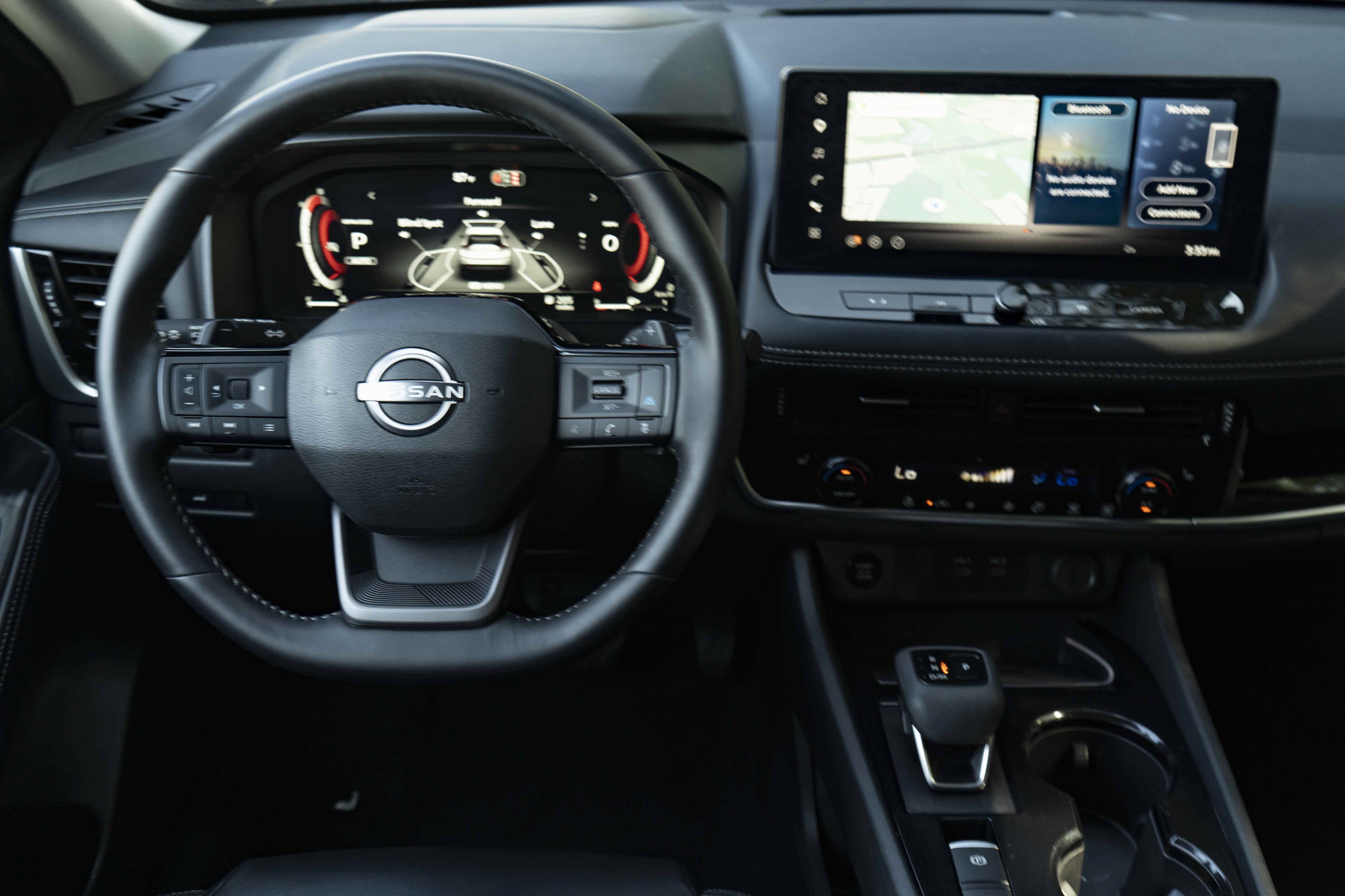 Used 2026 Nissan Rogue SL AWD/4WD image 14