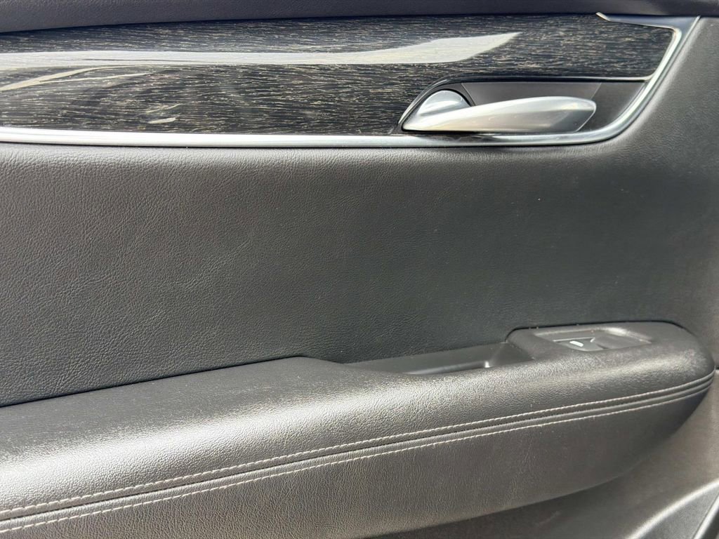 Used 2021 Cadillac XT5 Premium Luxury image 19