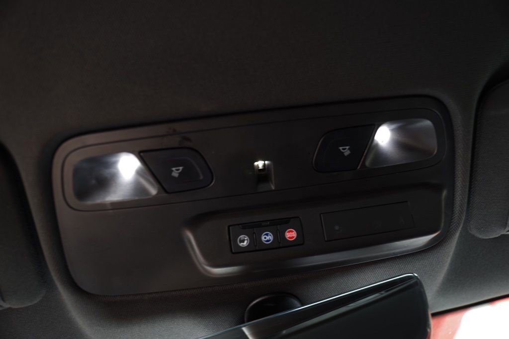 Used 2021 Chevrolet Camaro ZL1 RWD image 29