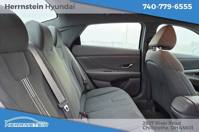 Used 2024 Hyundai Elantra SEL image 25