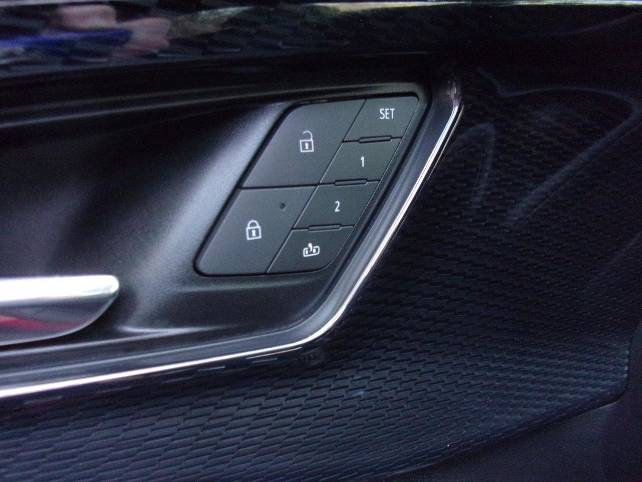 Used 2024 Chevrolet Blazer EV RS image 15