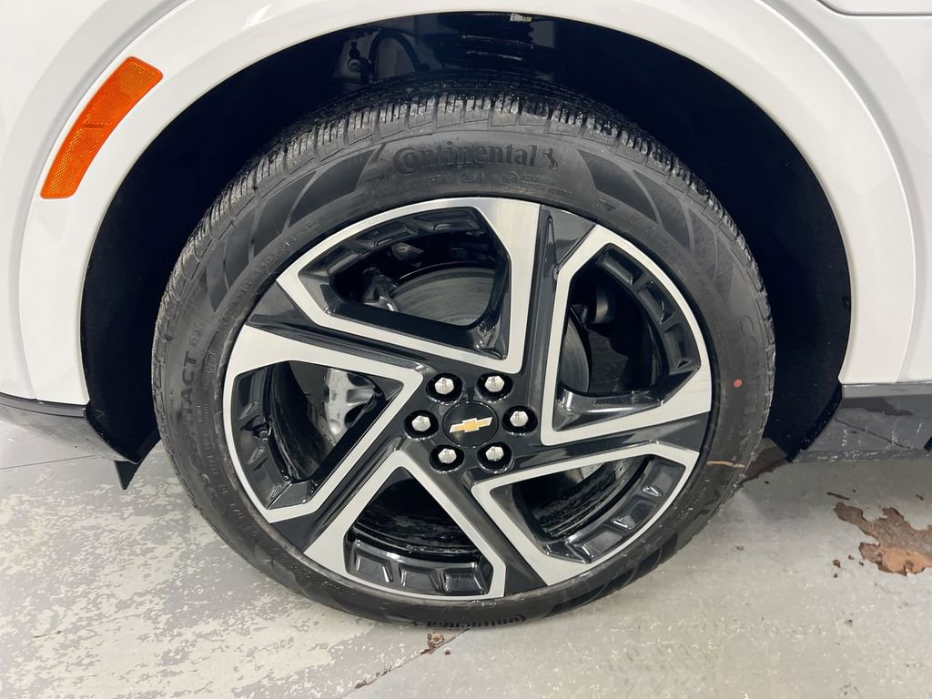 New 2026 Chevrolet Equinox EV LT w/ Convenience Package II image 27