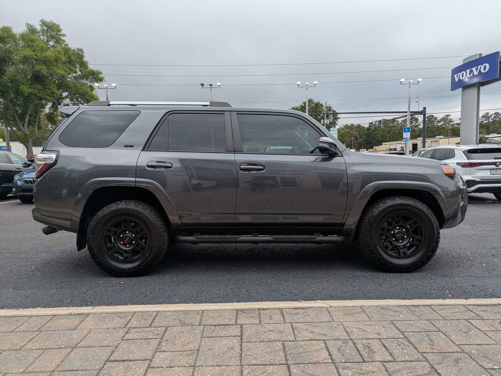 Used 2023 Toyota 4Runner SR5 Premium w/ Moonroof Package RWD image 7