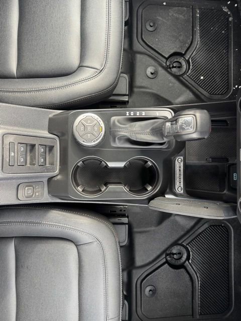 Used 2025 Ford Bronco Badlands image 22