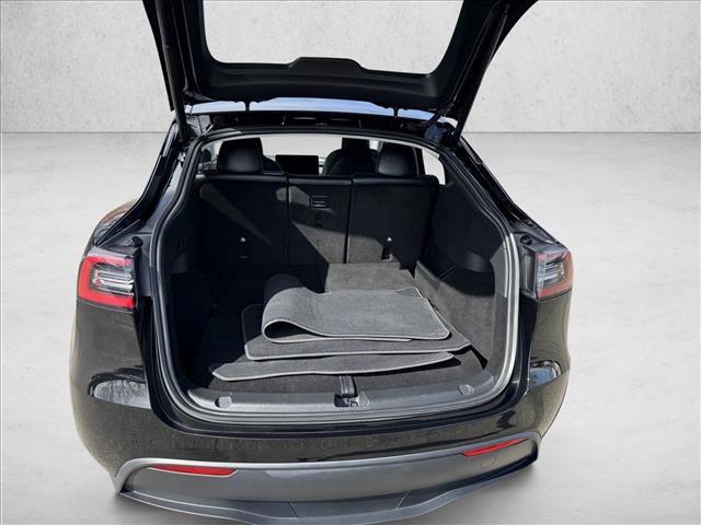Used 2023 Tesla Model Y Long Range image 8