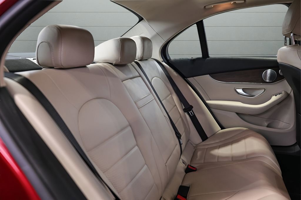 Used 2020 Mercedes-Benz C 300 4MATIC Sedan image 59