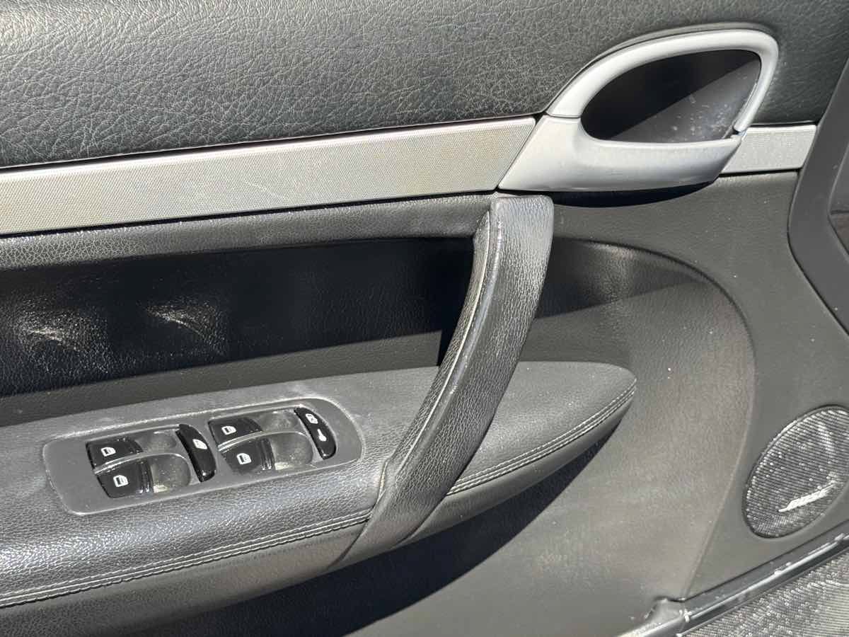 Used 2010 Porsche Cayenne AWD/4WD image 26