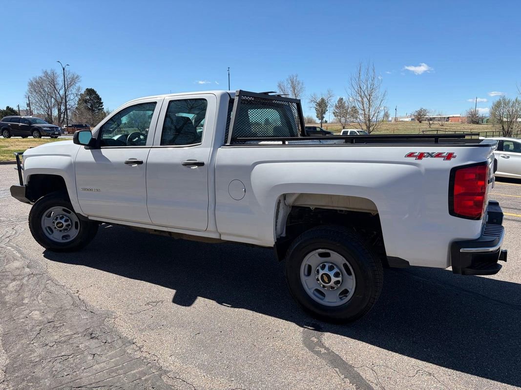 Used 2015 Chevrolet Silverado 2500 W/T image 2