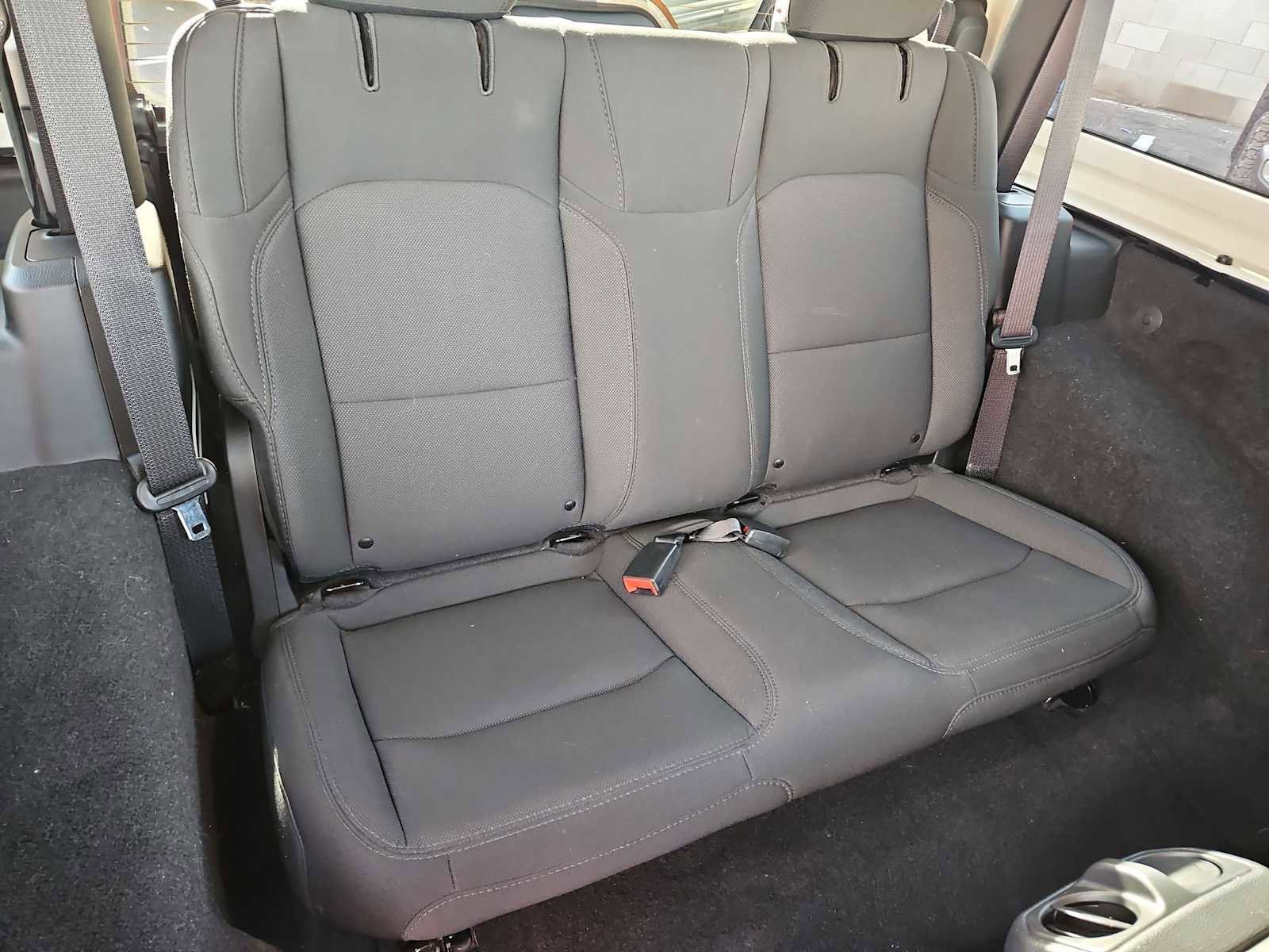 Used 2021 Jeep Wrangler Sport S image 18