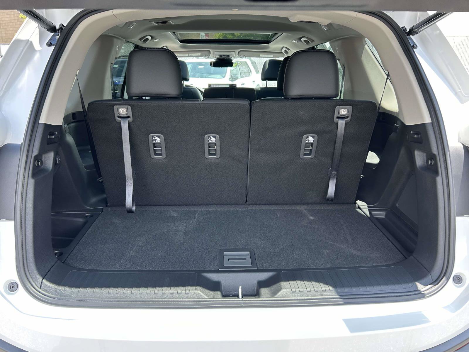 Used 2026 Honda Pilot image 7