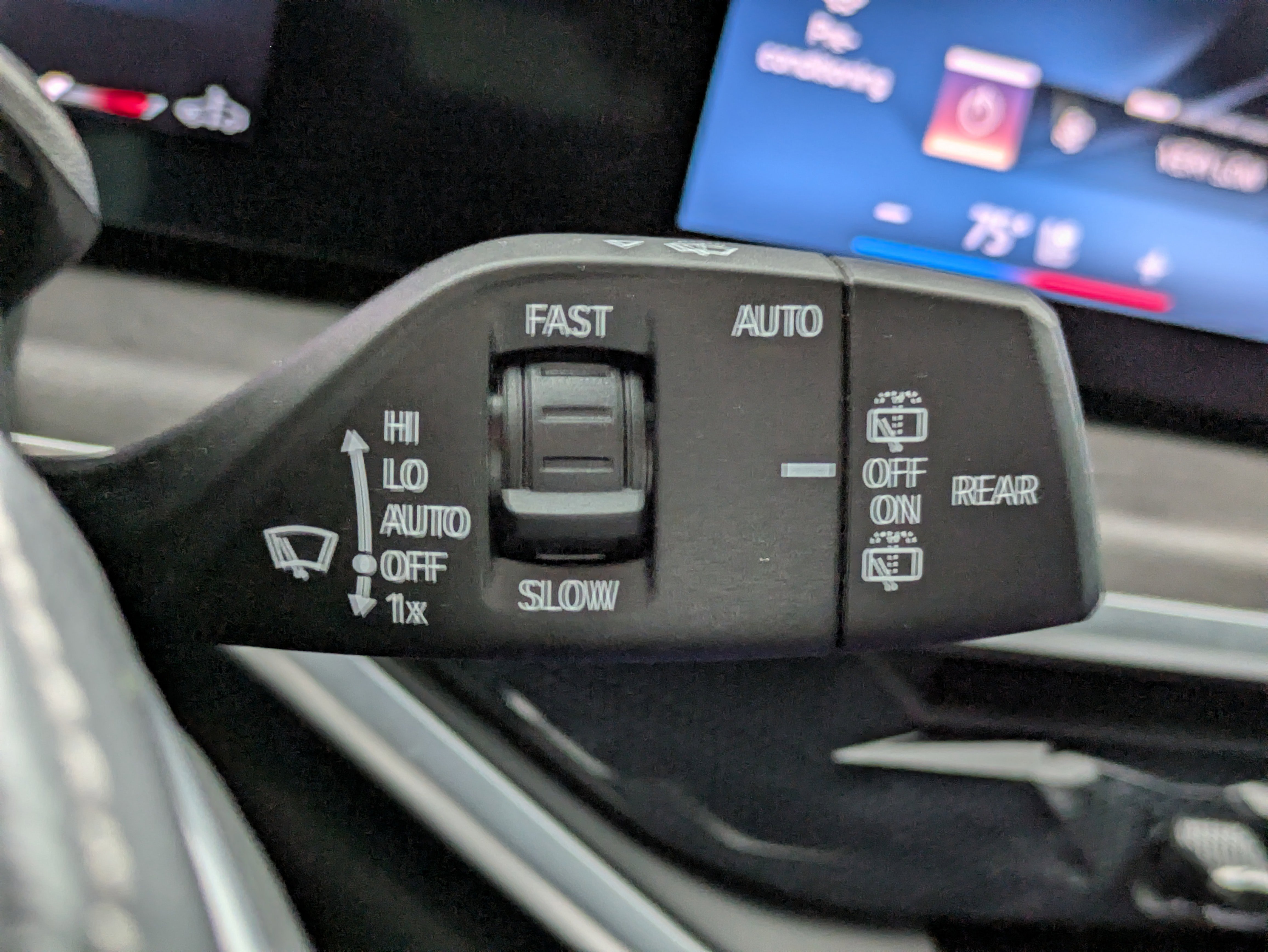 Used 2024 BMW X5 xDrive40i w/ Premium Package image 22