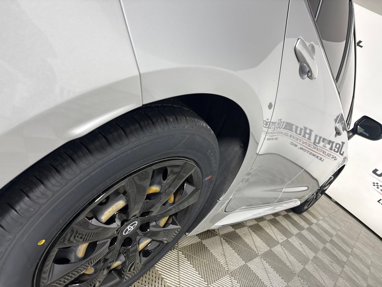 Used 2022 Toyota Corolla LE FWD image 40