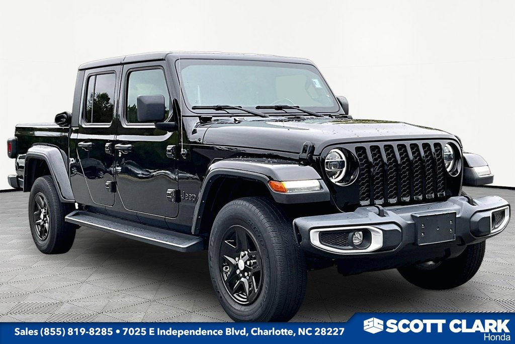 Used 2022 Jeep Gladiator Sport