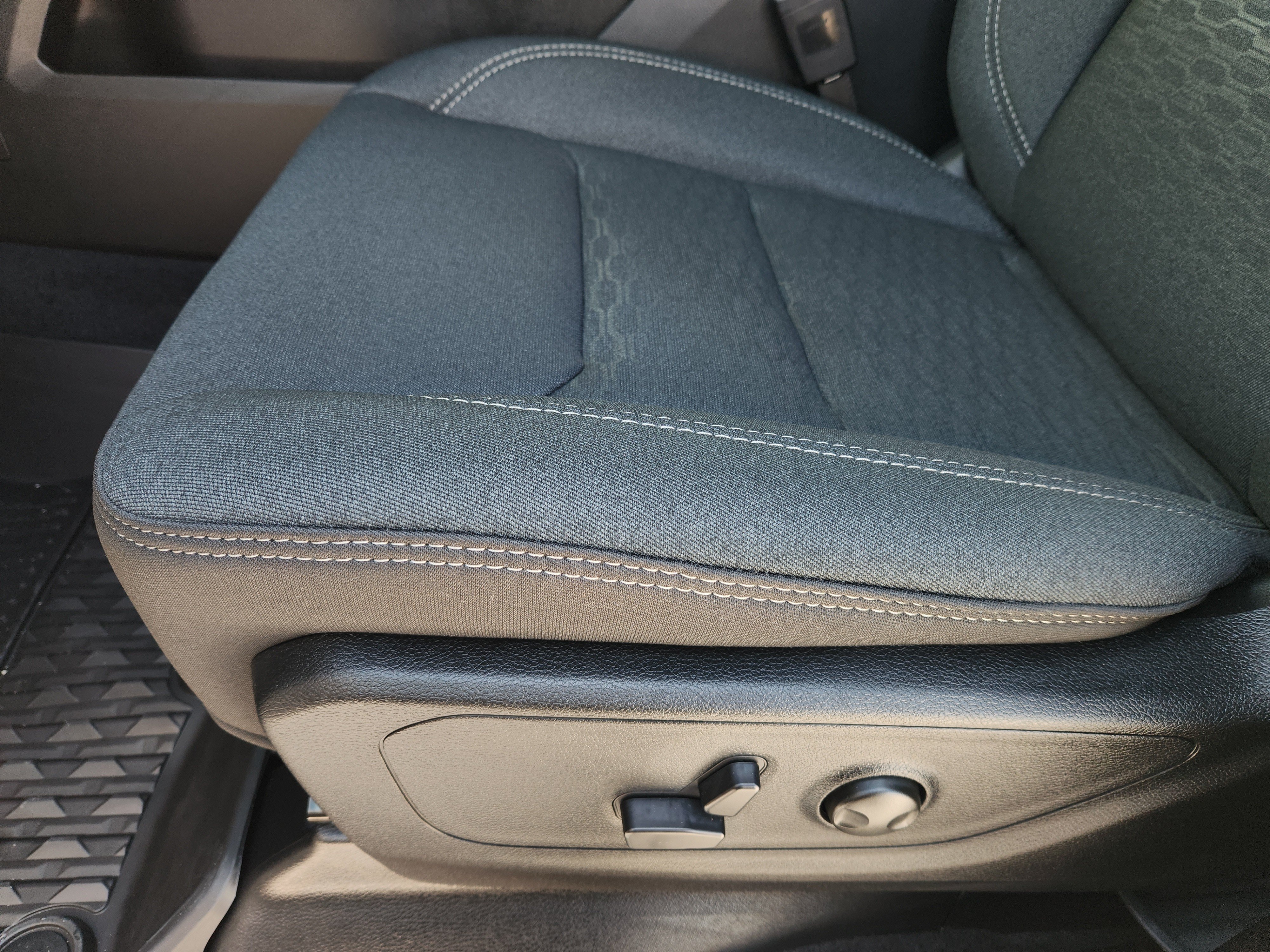 New 2026 RAM 1500 Big Horn AWD/4WD image 19