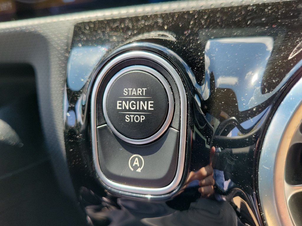 Used 2025 Mercedes-Benz CLA 250 4MATIC image 30