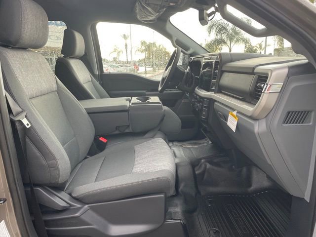 New 2026 Ford F250 XLT w/ XLT Premium Package image 25