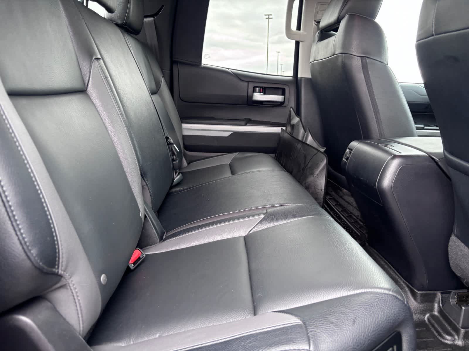 Used 2021 Toyota Tundra Limited w/ Limited Premium Package AWD/4WD image 12