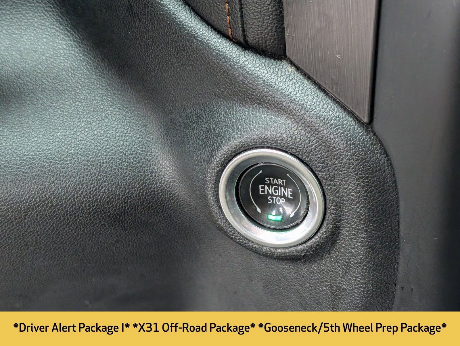 Used 2020 GMC Sierra 2500 AT4 w/ AT4 Premium Package image 12