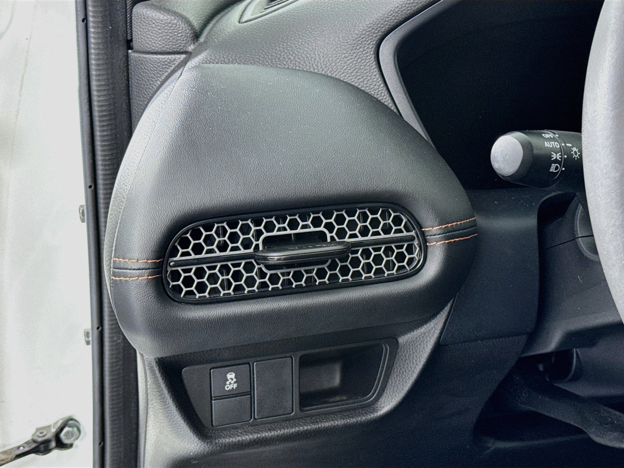 Certified 2024 Honda HR-V Sport image 10