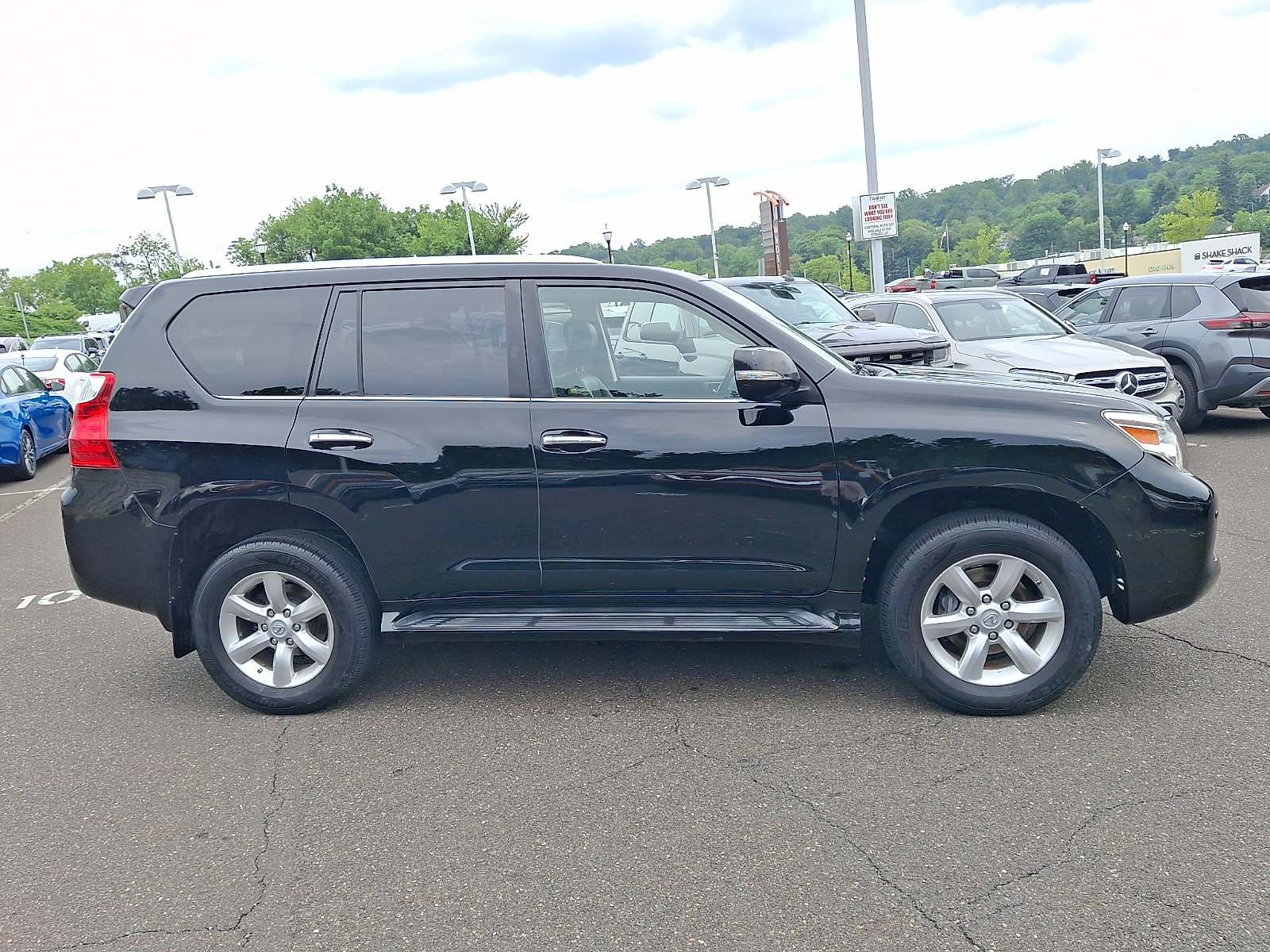Used 2011 Lexus GX 460 w/ Comfort Plus Pkg AWD/4WD image 7