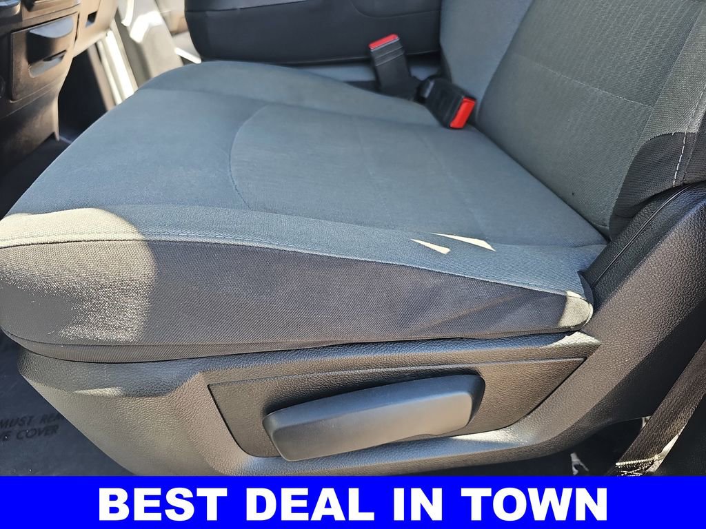 Used 2022 RAM 1500 Classic SLT w/ Electronics Group AWD/4WD image 28