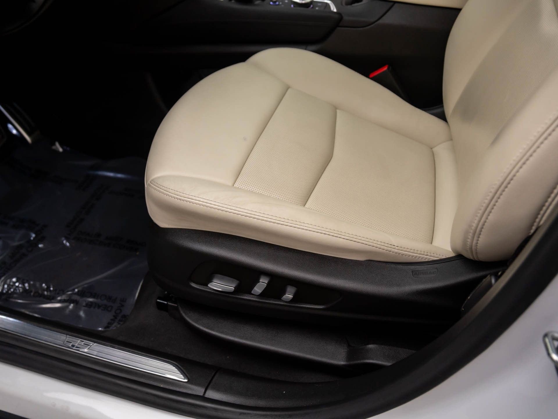 Certified 2022 Cadillac XT5 Sportv image 21