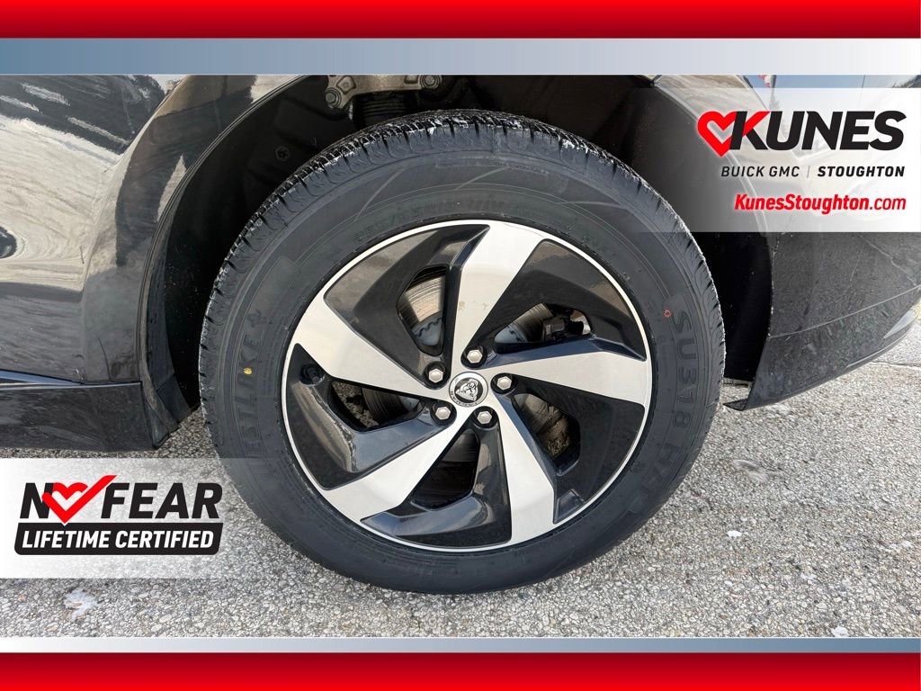 Used 2024 Jaguar F-PACE R-Dynamic S image 19