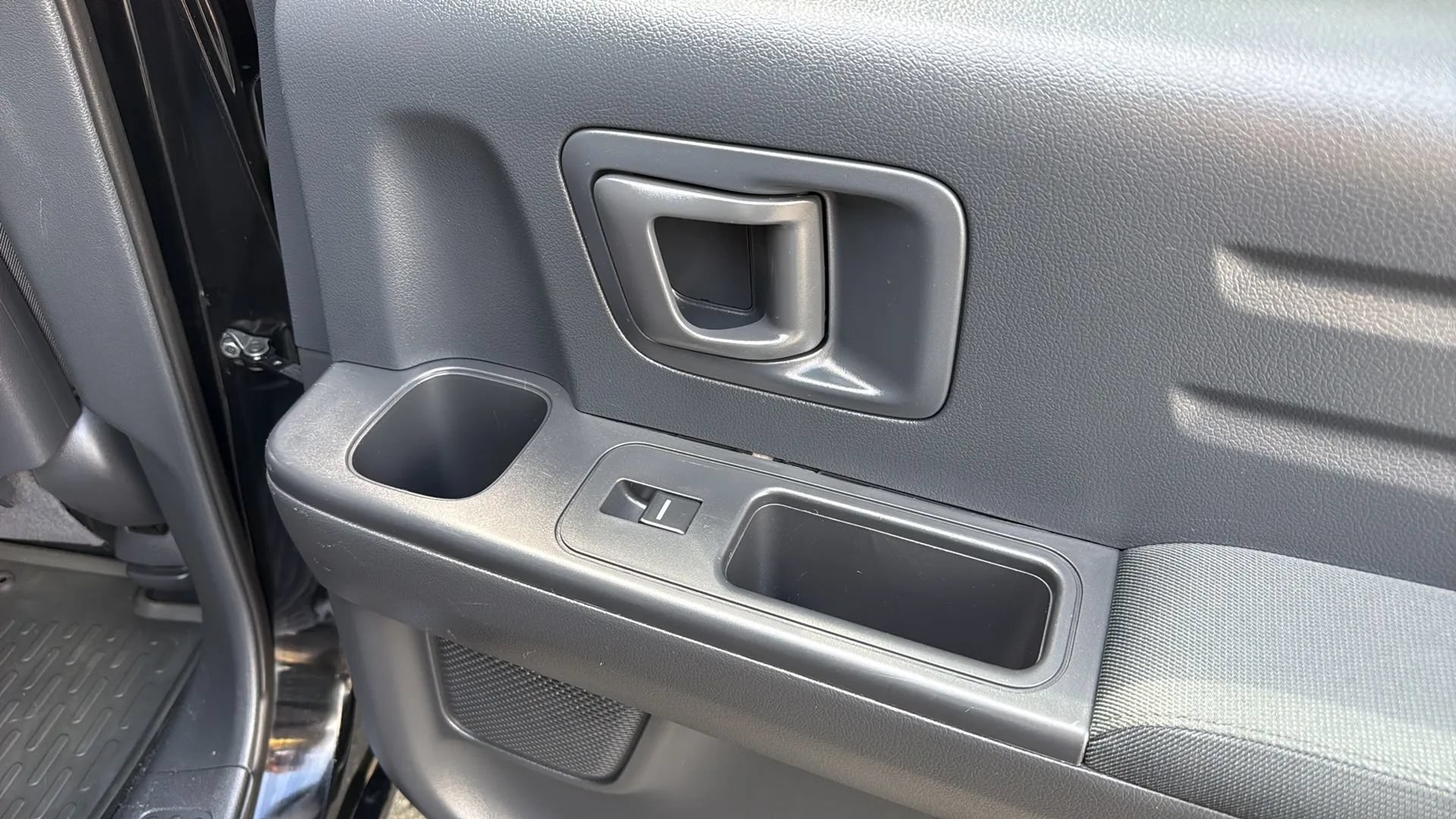Used 2013 Honda Ridgeline Sport image 18