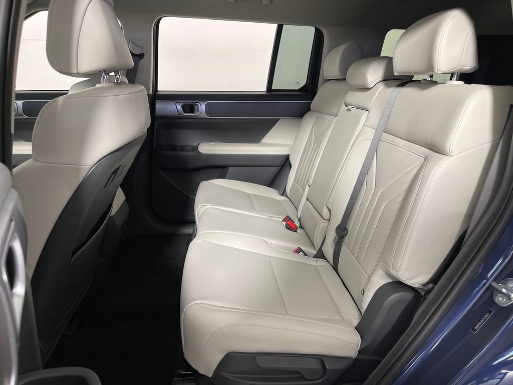 New 2026 Hyundai Santa Fe SEL FWD image 13