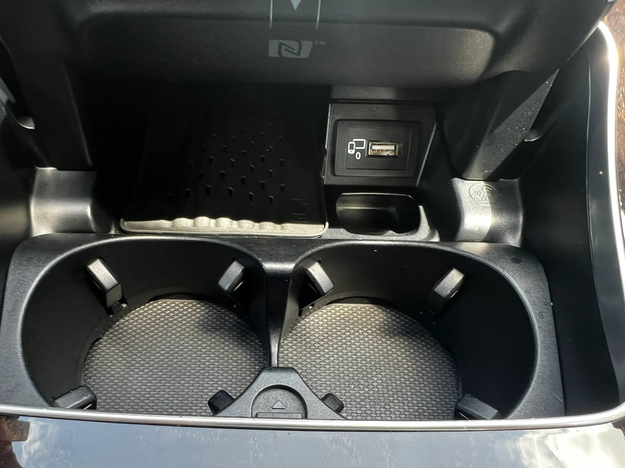 Used 2019 Mercedes-Benz E 450 4MATIC Sedan w/ Premium Package image 57