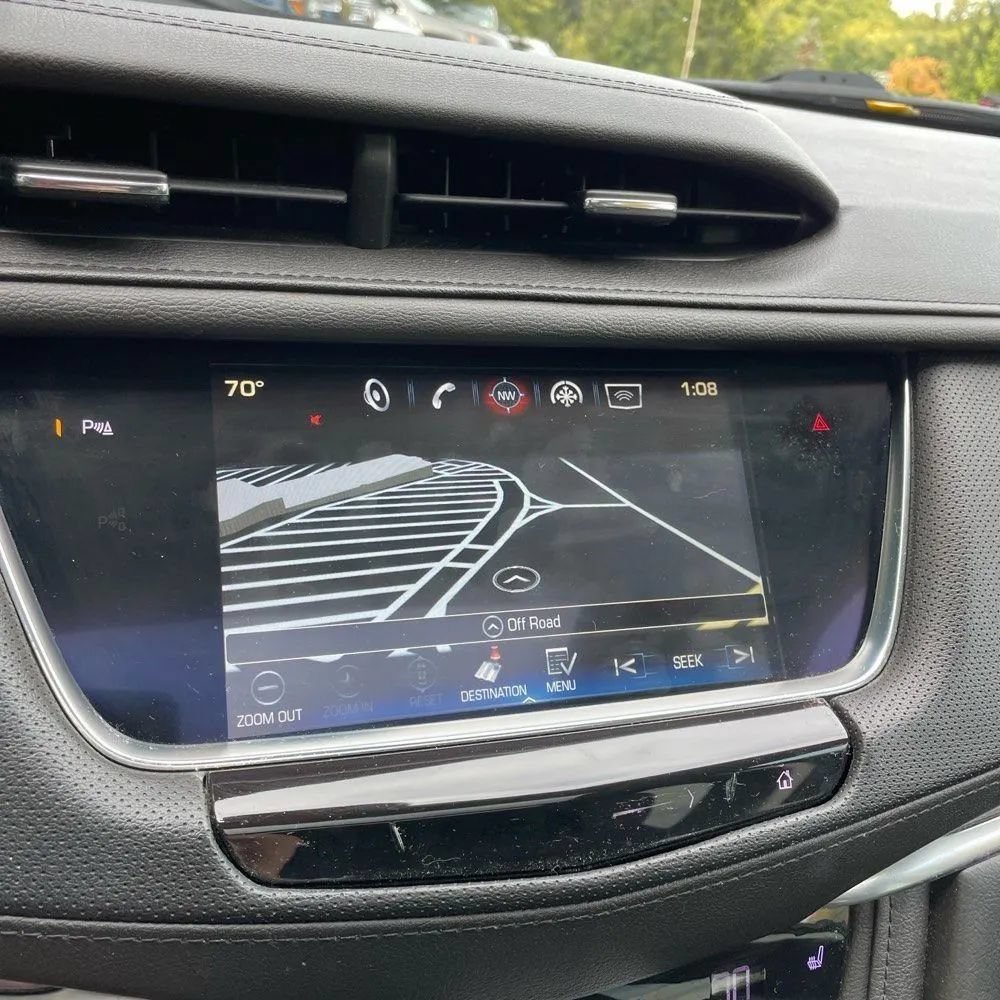 Used 2018 Cadillac XT5 Luxury w/ Driver Awareness Package AWD/4WD image 28