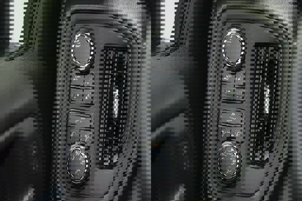 New 2026 Chevrolet Silverado 1500 Custom Trail Boss w/ Turbomax Blackout Package image 36