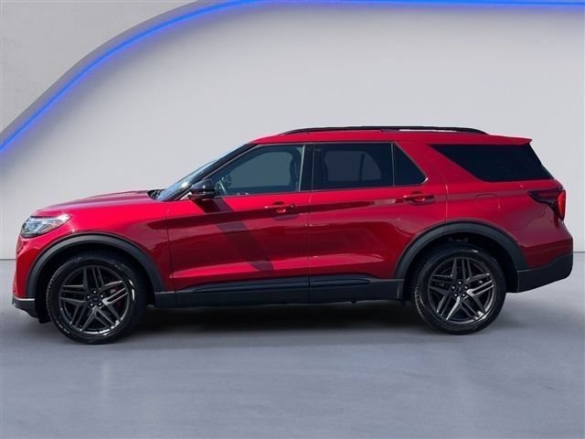 Certified 2025 Ford Explorer ST AWD/4WD image 7