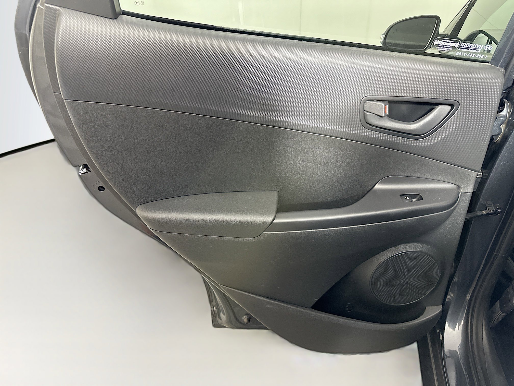 Used 2019 Hyundai Kona SEL FWD image 25