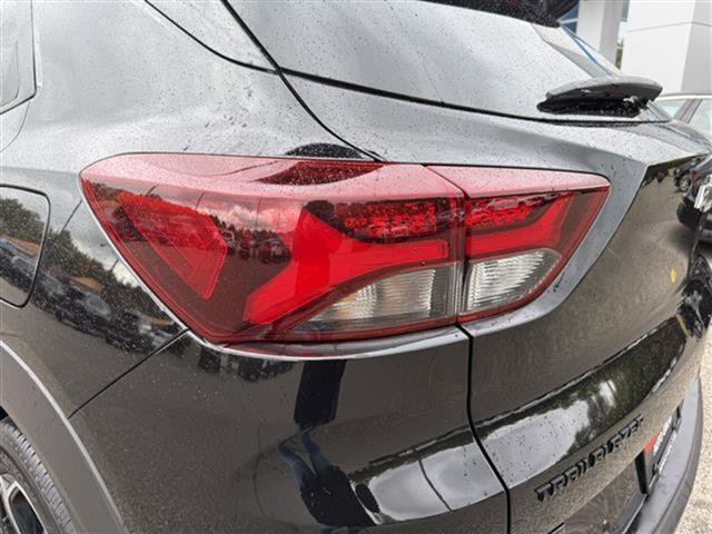 Certified 2023 Chevrolet TrailBlazer RS w/ Convenience Package image 25