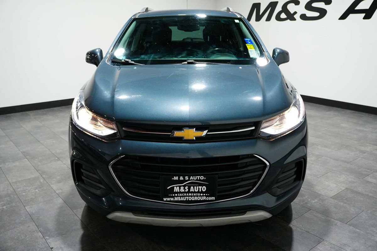 Used 2022 Chevrolet Trax LT w/ Driver Confidence Package AWD/4WD image 8