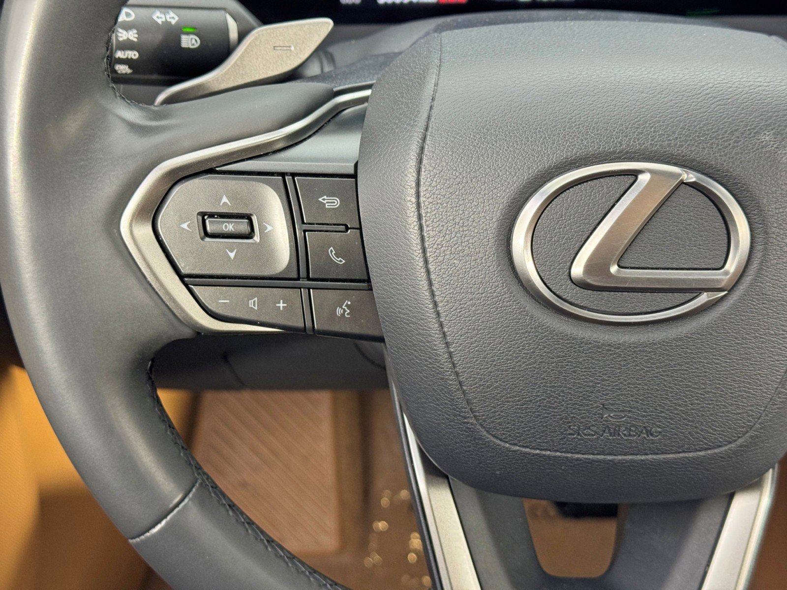 Used 2023 Lexus RZ 450e Premium w/ Accessory Package (2T) image 20