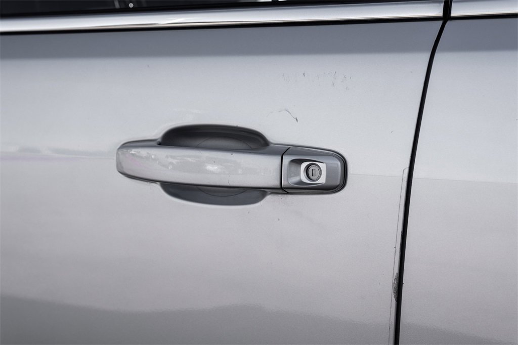 Used 2016 Chevrolet Colorado LT w/ LT Convenience Package image 39