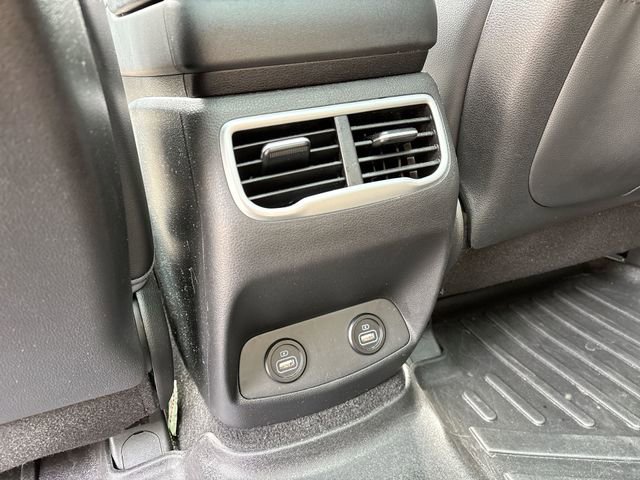 Used 2023 Hyundai Santa Fe SEL Premium image 19