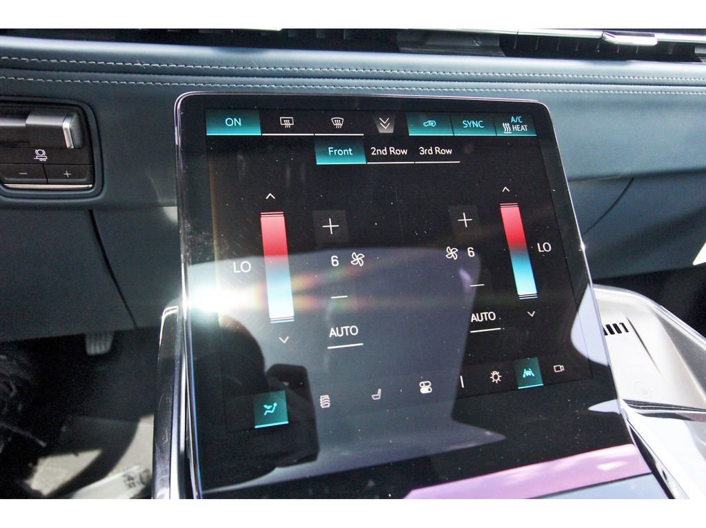 New 2026 Cadillac Escalade IQ Luxury 2 image 19