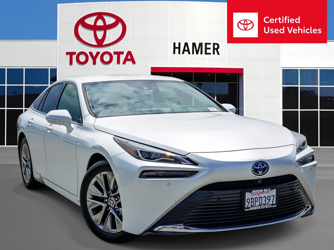 Certified 2022 Toyota Mirai w/ Advanced Technology Package RWD image 1