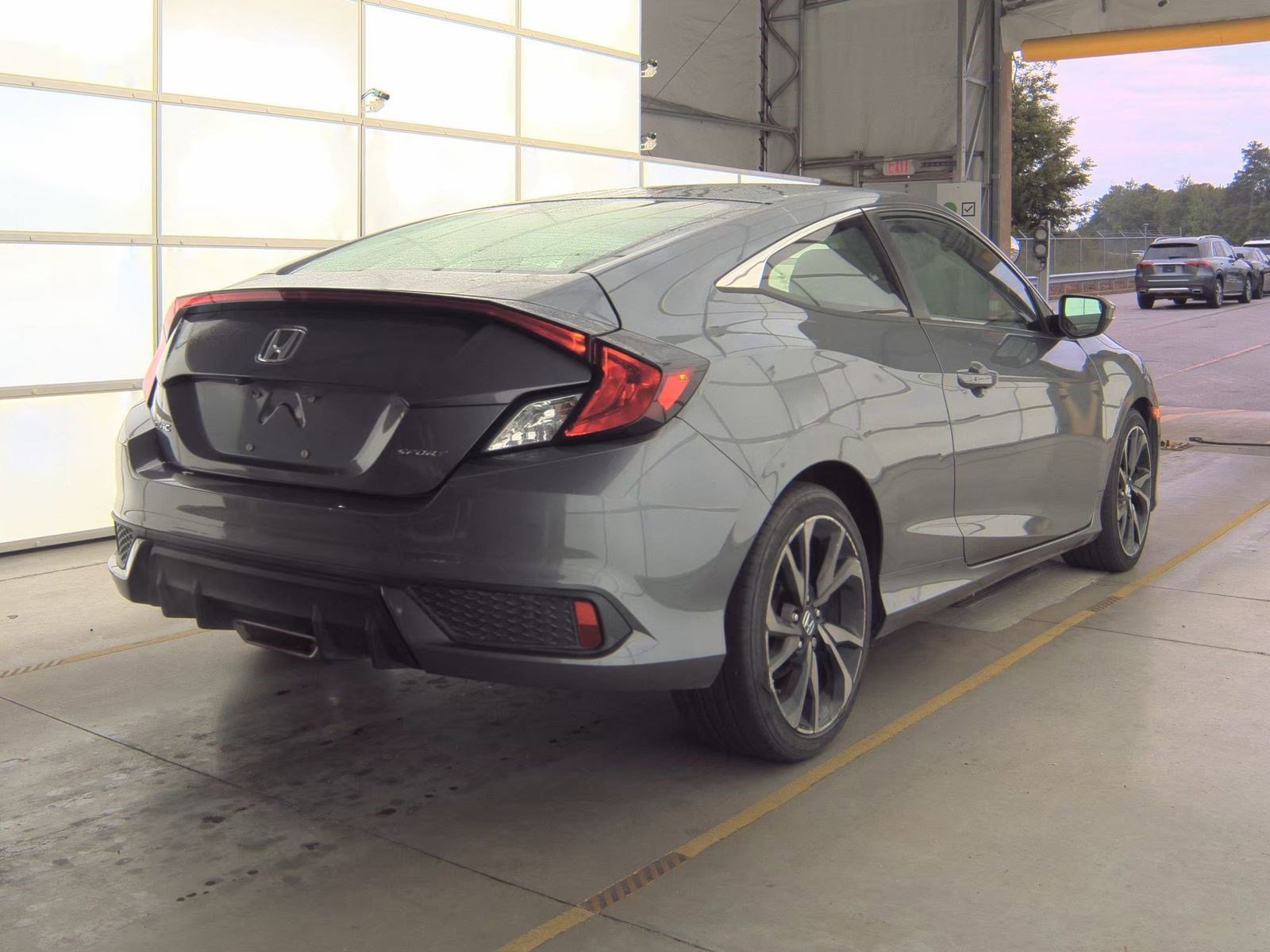 Used 2020 Honda Civic Sport image 6
