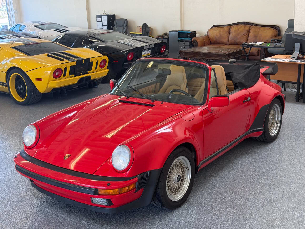 Used 1988 Porsche 911 Carrera RWD image 7