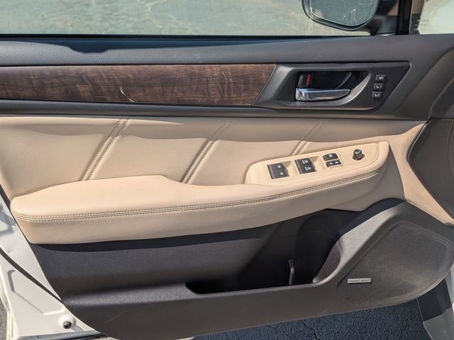 Used 2018 Subaru Outback 2.5i Limited image 12