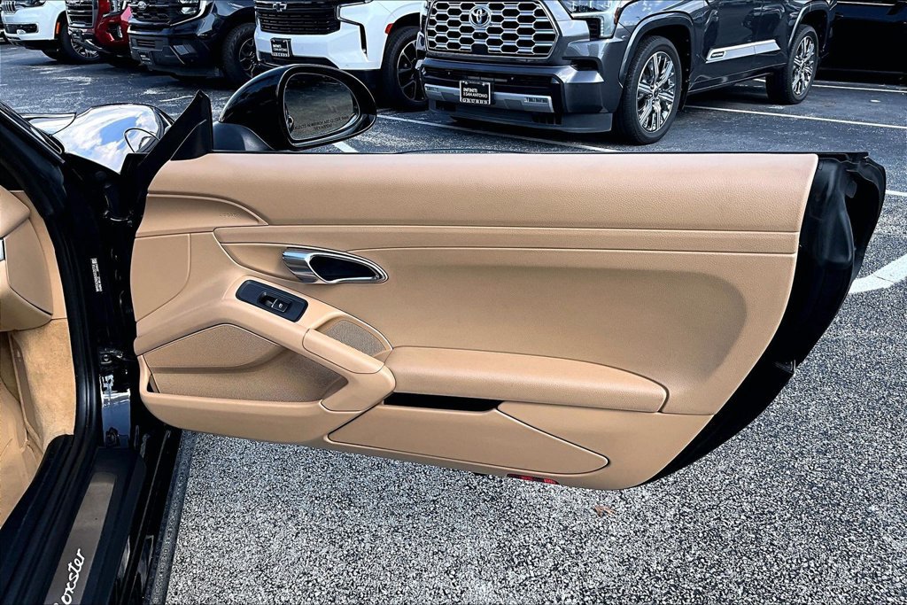 Used 2016 Porsche Boxster RWD image 22