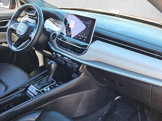 Used 2024 Jeep Compass Limited image 21