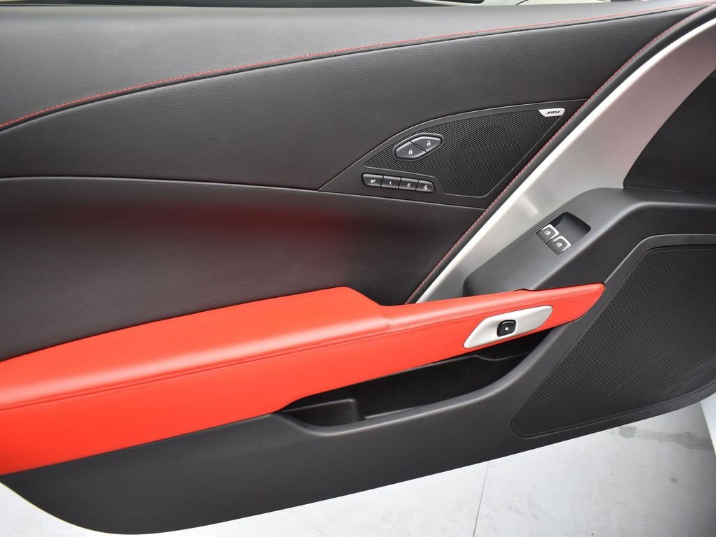 Used 2017 Chevrolet Corvette Stingray Coupe image 10